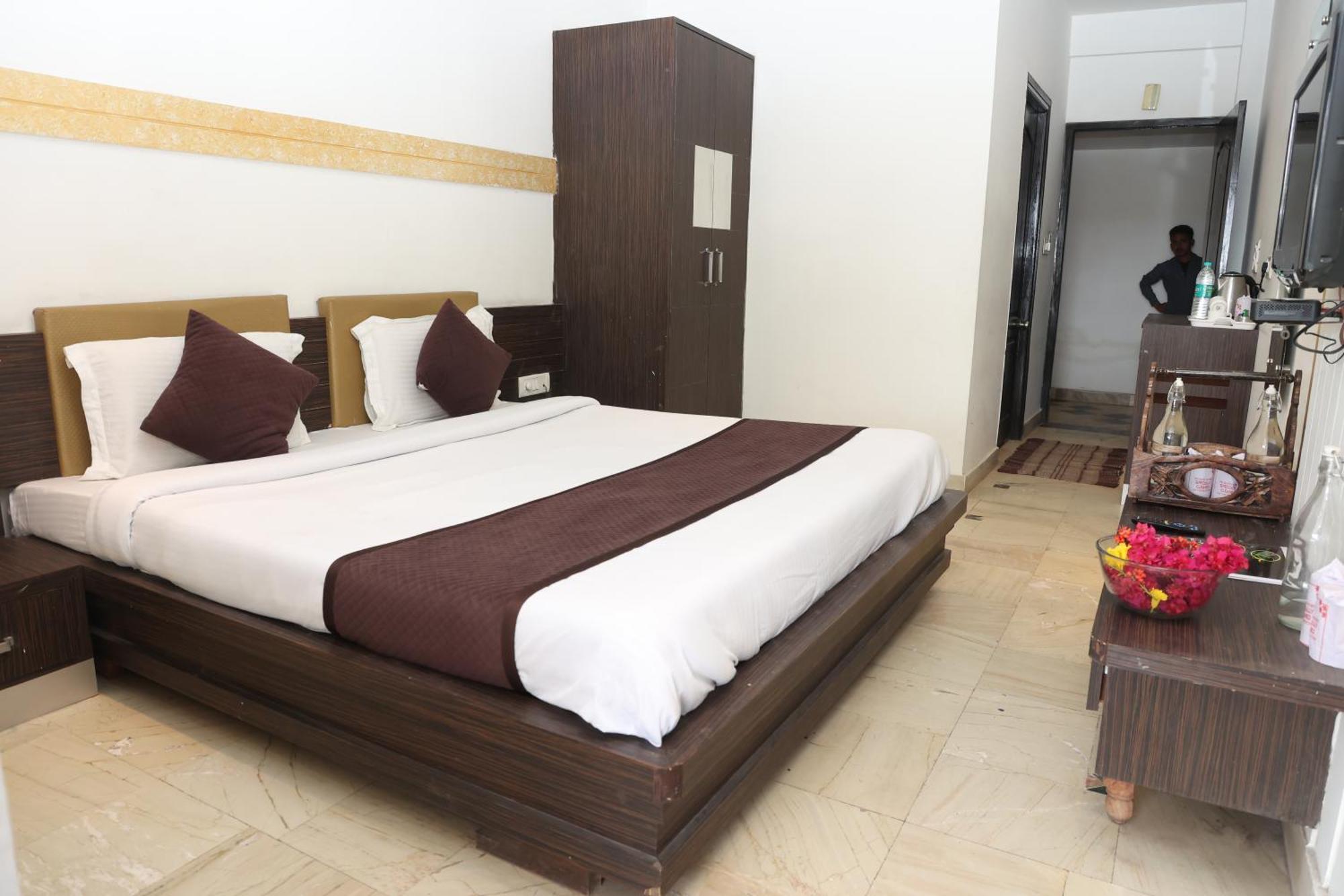 Hotel Panna Paradise Agra  Ngoại thất bức ảnh