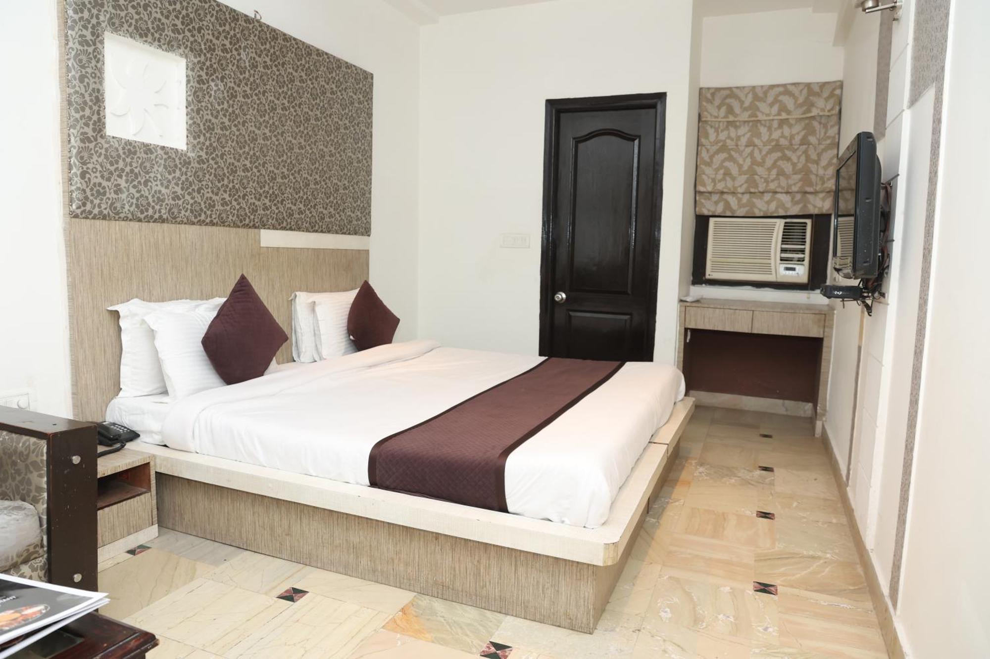 Hotel Panna Paradise Agra  Ngoại thất bức ảnh