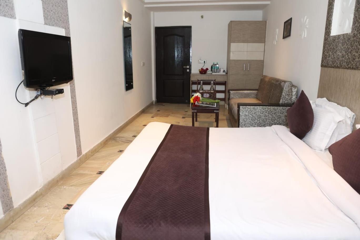 Hotel Panna Paradise Agra  Ngoại thất bức ảnh