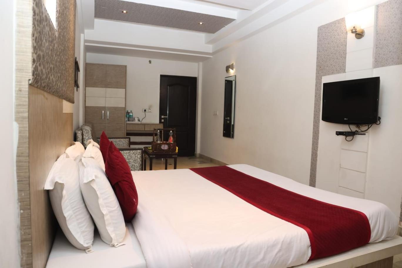 Hotel Panna Paradise Agra  Ngoại thất bức ảnh