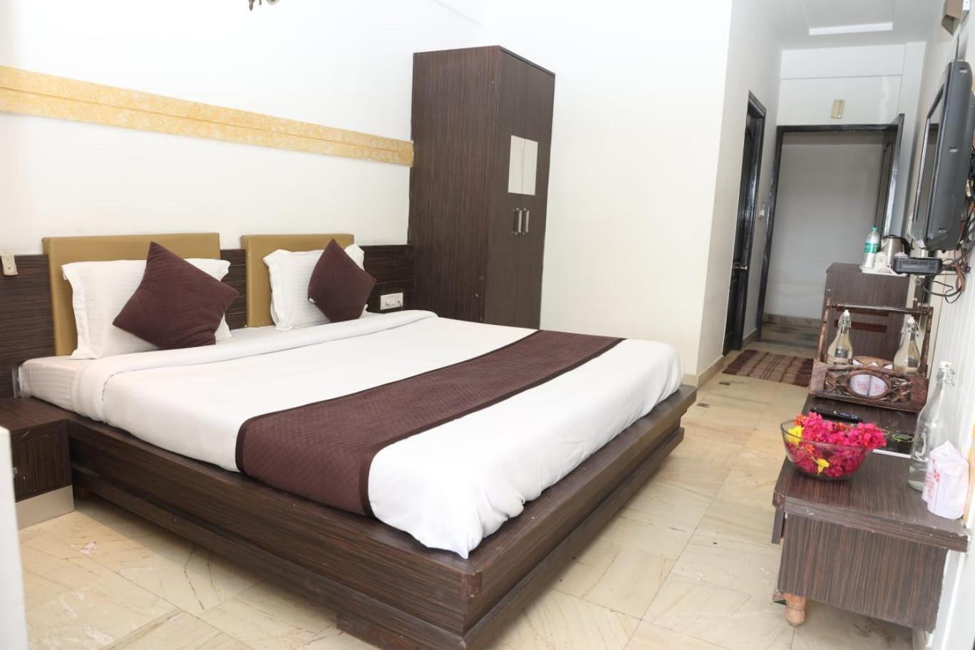 Hotel Panna Paradise Agra  Ngoại thất bức ảnh