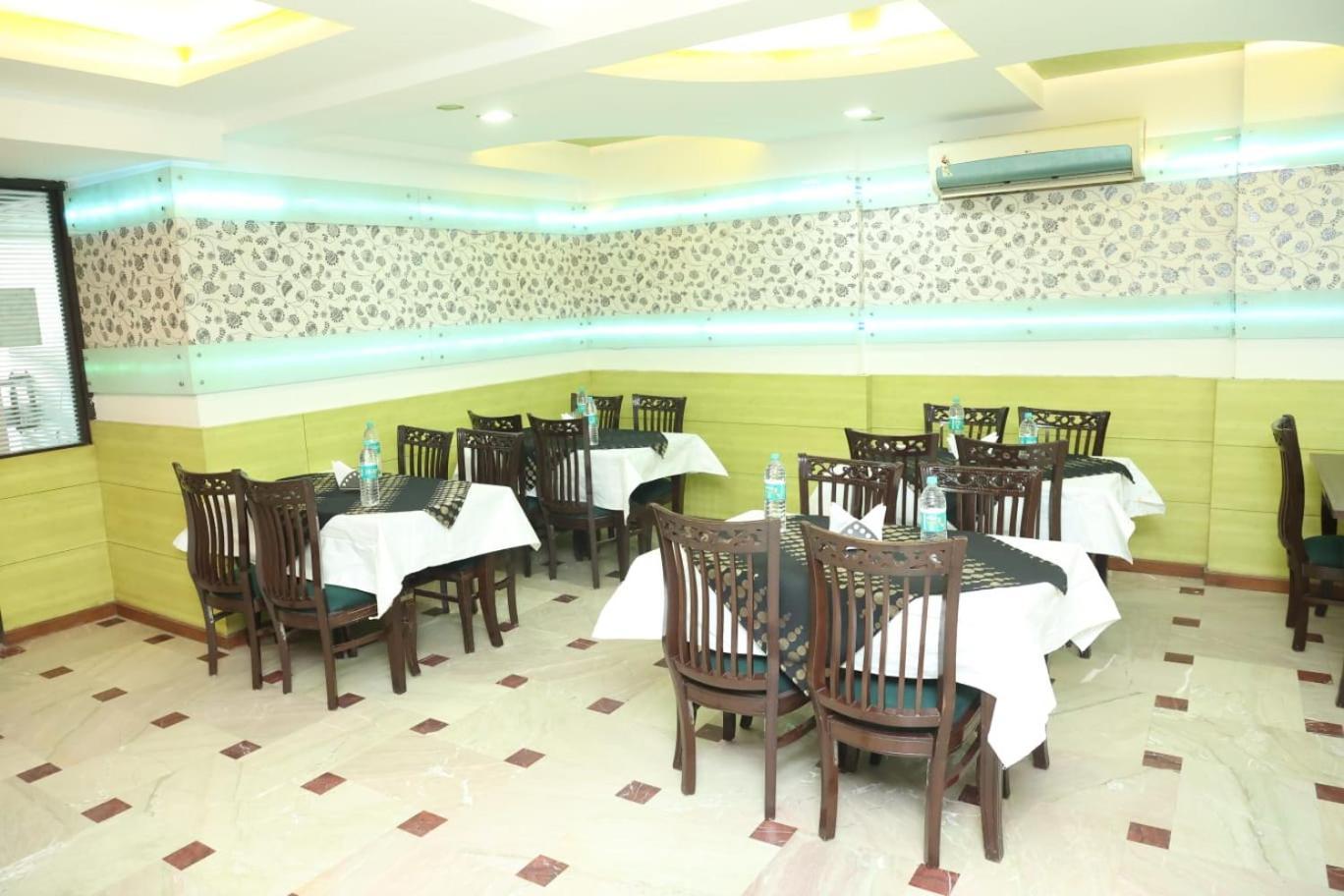 Hotel Panna Paradise Agra  Ngoại thất bức ảnh