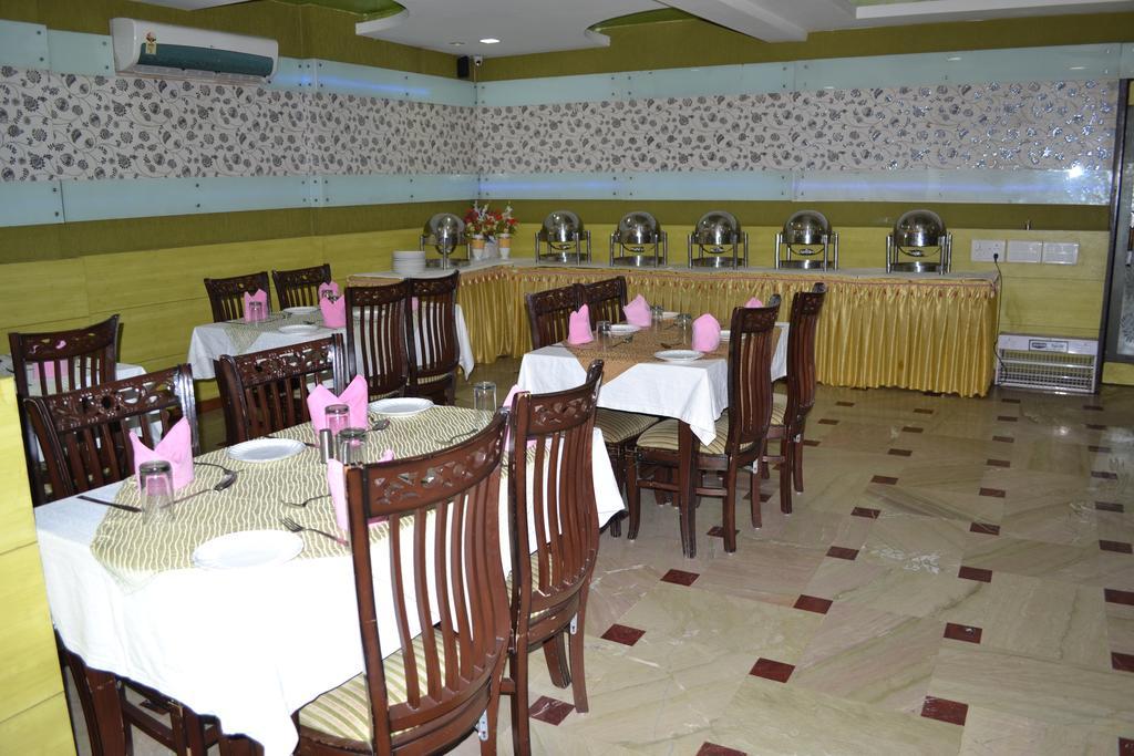 Hotel Panna Paradise Agra  Ngoại thất bức ảnh